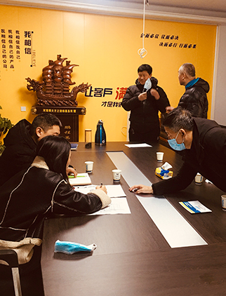 搬運車客戶來訪